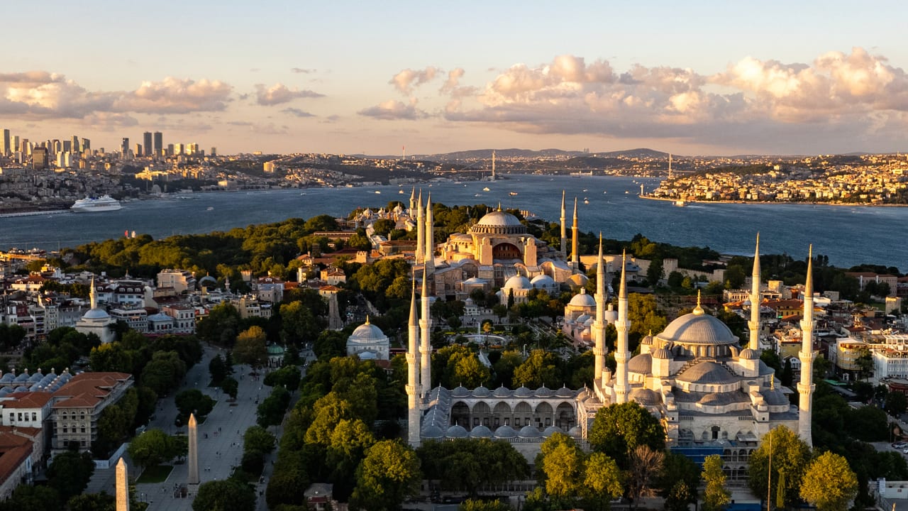 Pizza in Istanbul