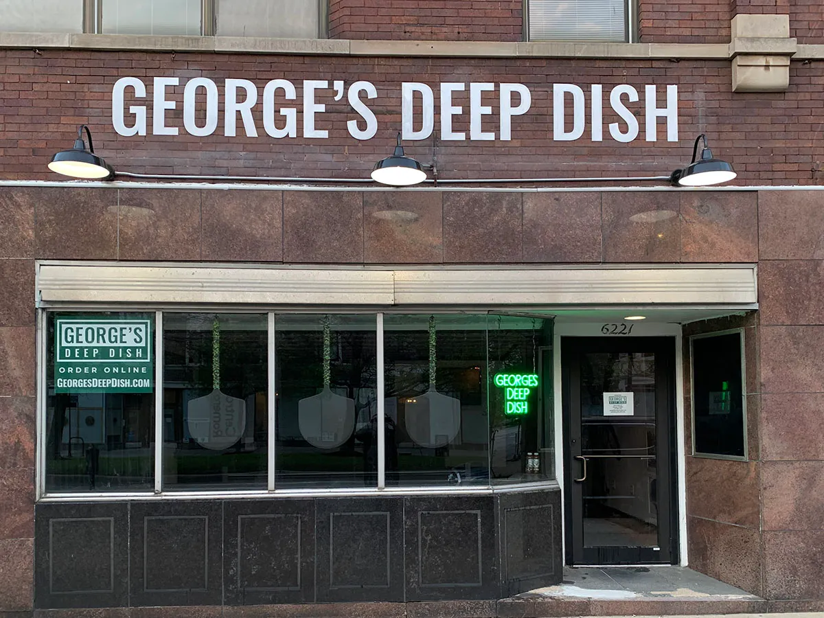 George's Deep Dish, photo 2