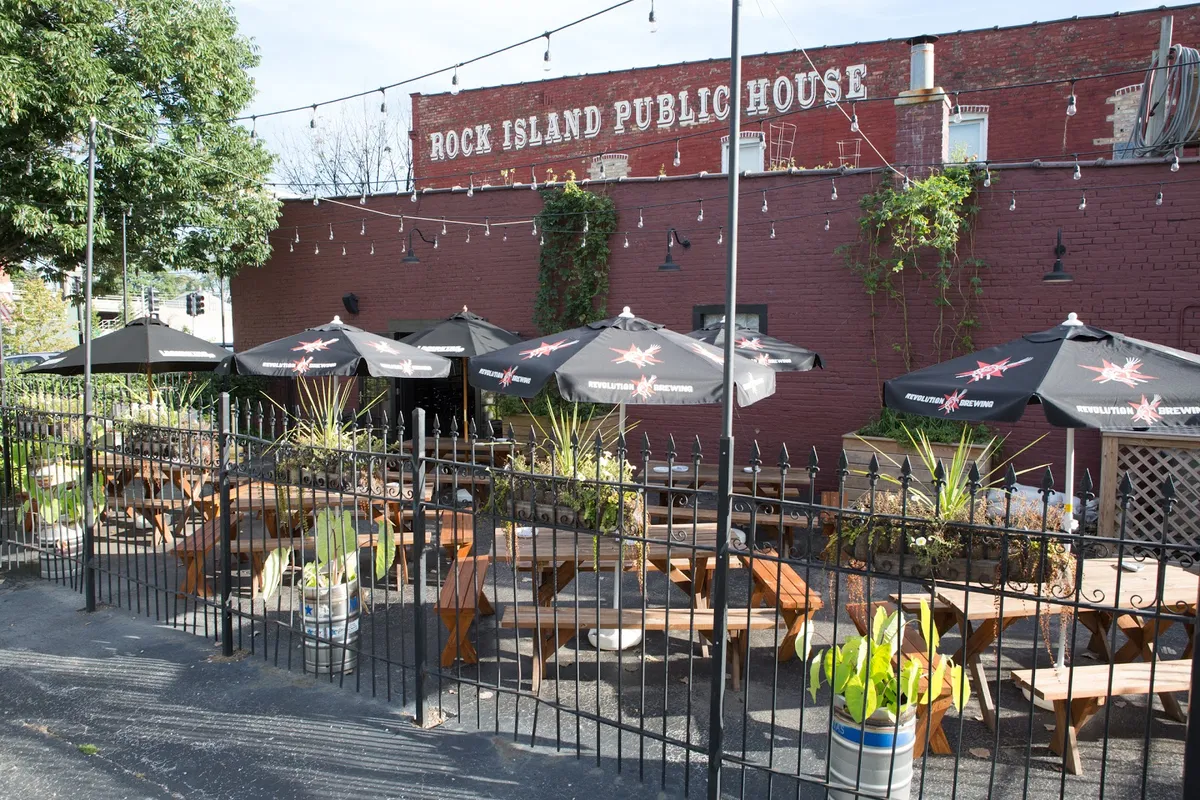 Red's the People's Pie at Rock Island Public House, photo 2