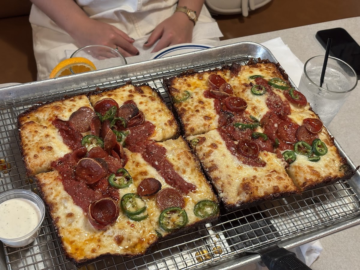 Como's Restaurant, photo 6
