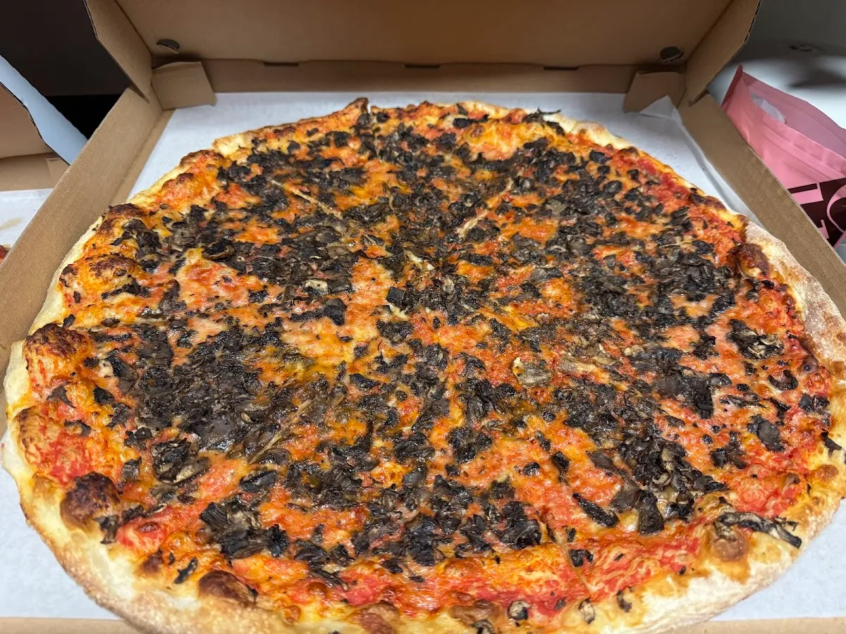 Secret Pizza, photo 6