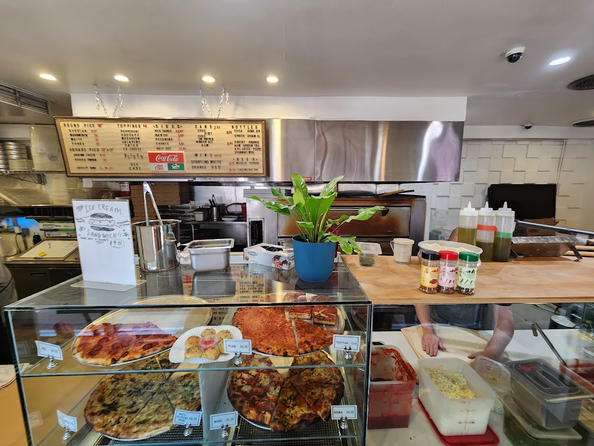 Secret Pizza, photo 9