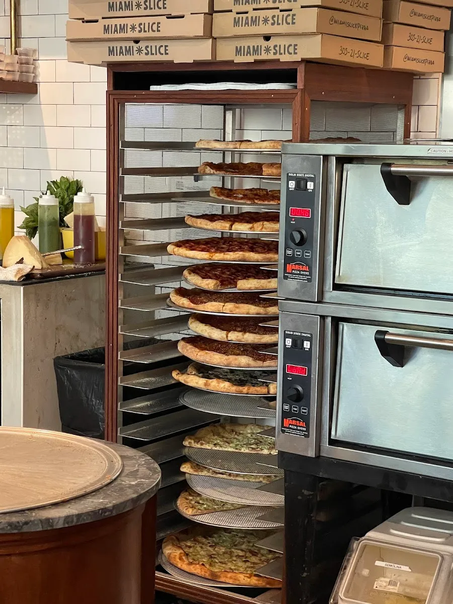 Miami Slice, photo 1