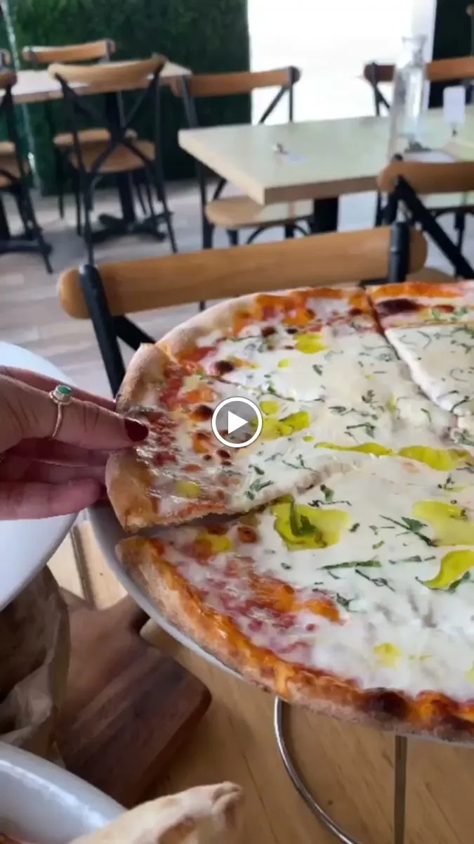 Mister O1 Extraordinary Pizza (Multiple locations), photo 3