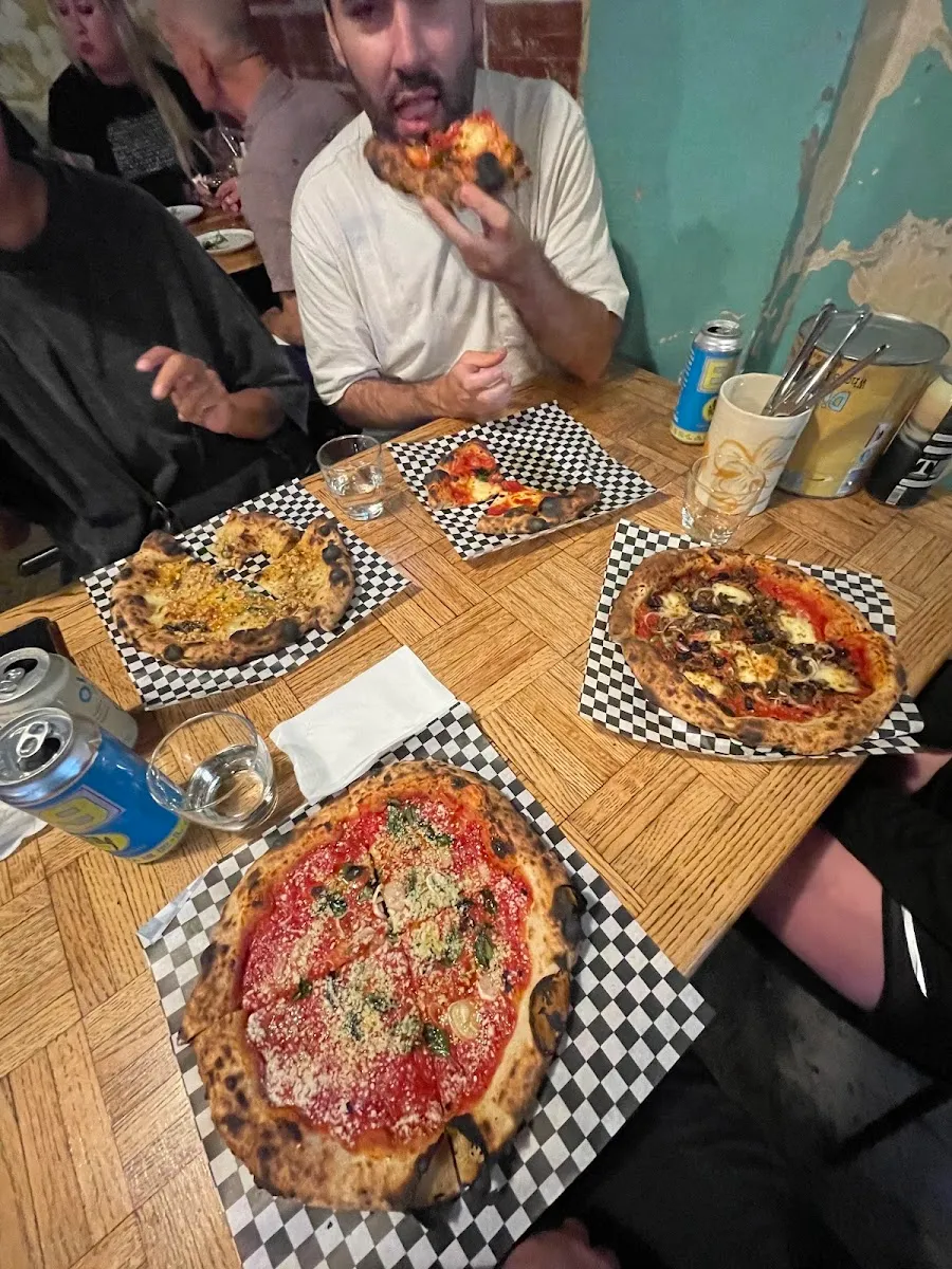 Gracie’s Apizza, photo 4