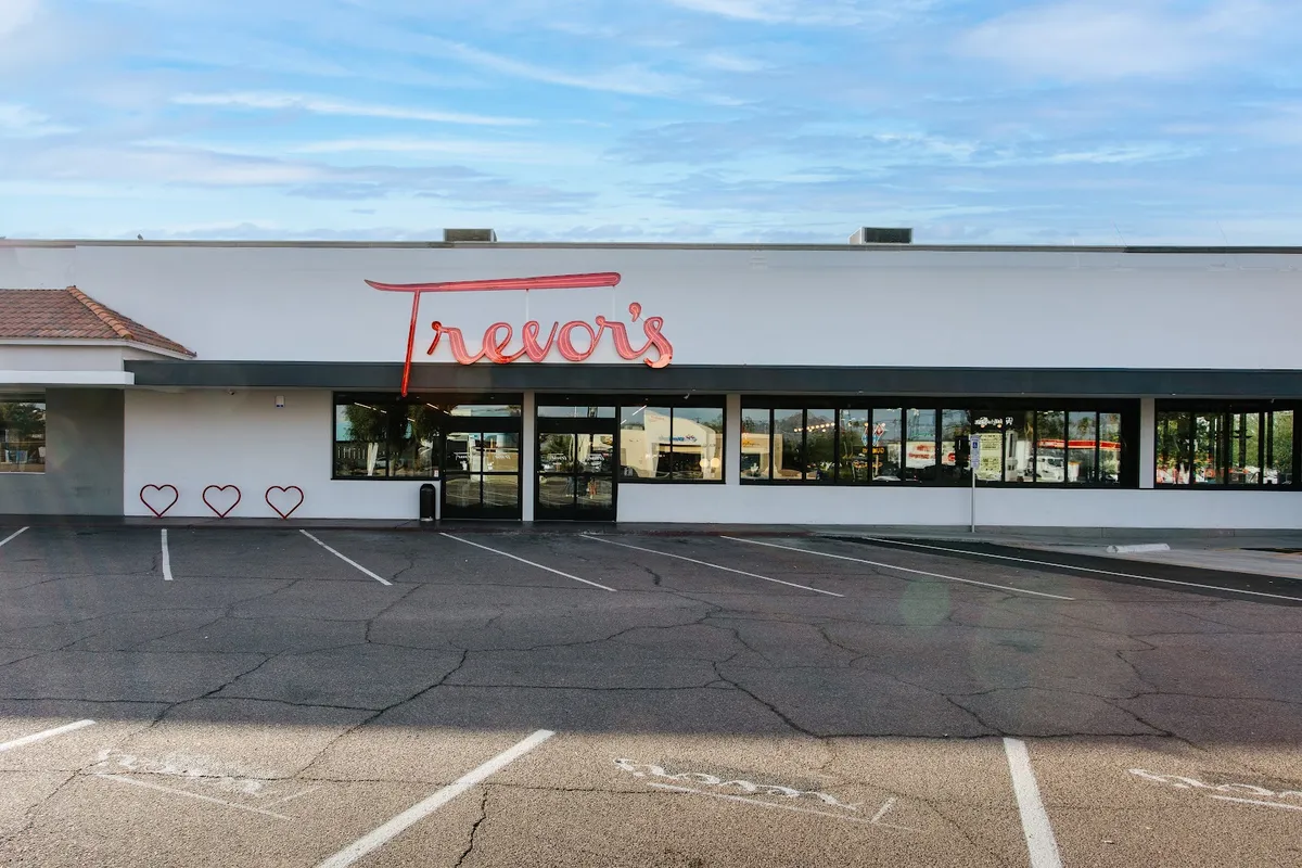 Trevor’s Liquor, photo 2