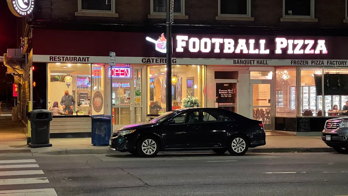 Football Pizza, photo 1