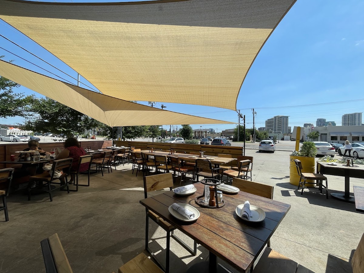 Pie Tap Pizza Workshop + Bar