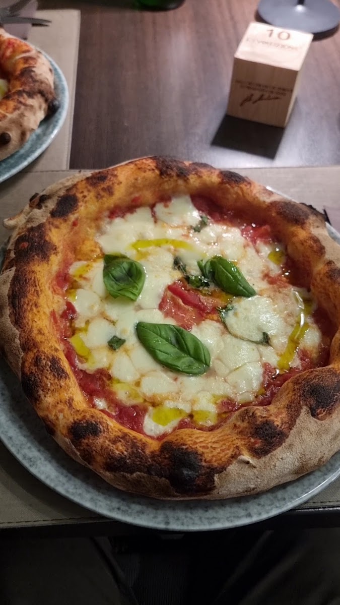 L’Evoluzione Pizza, photo 7