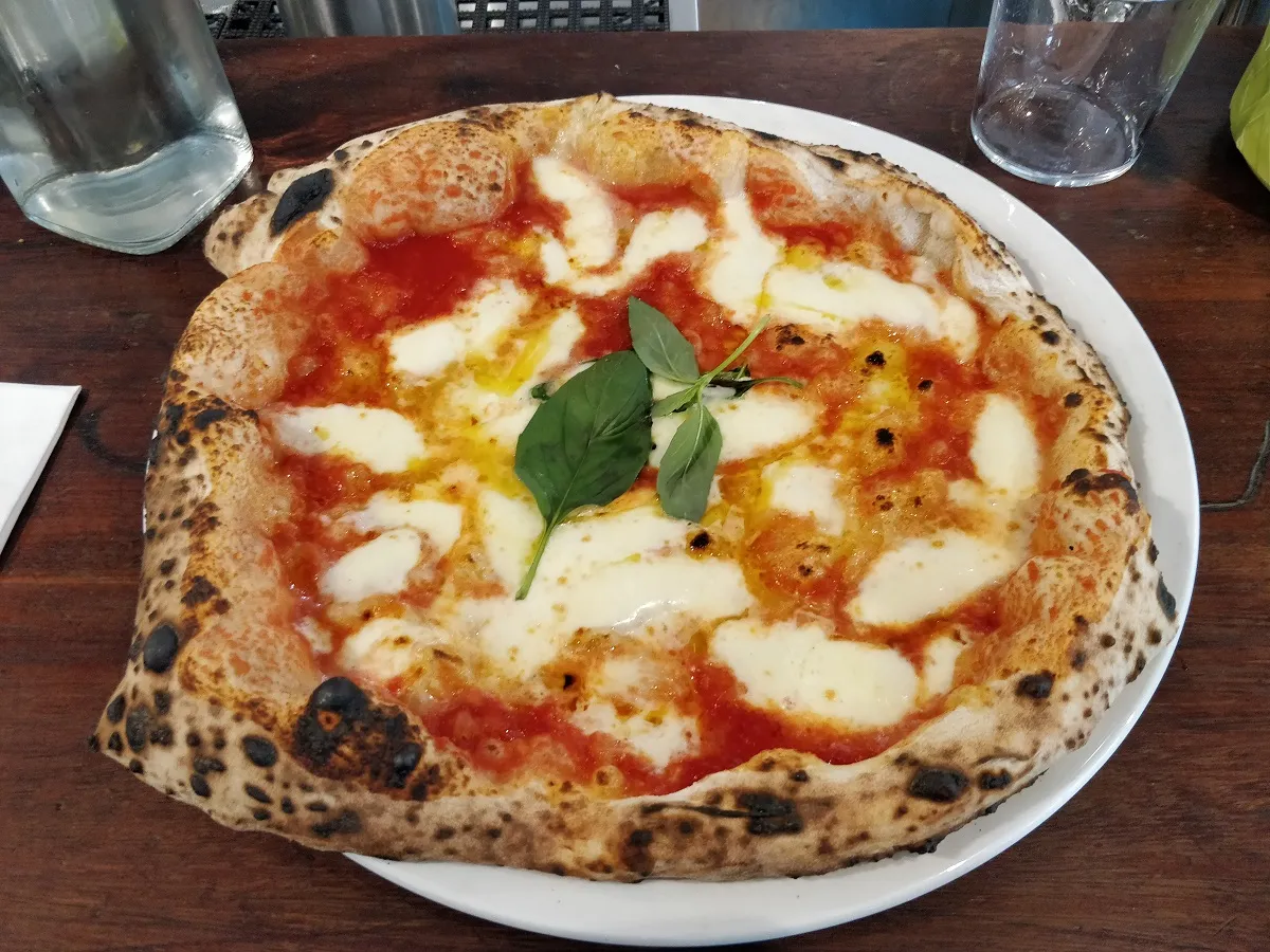 Theo’s, photo 6