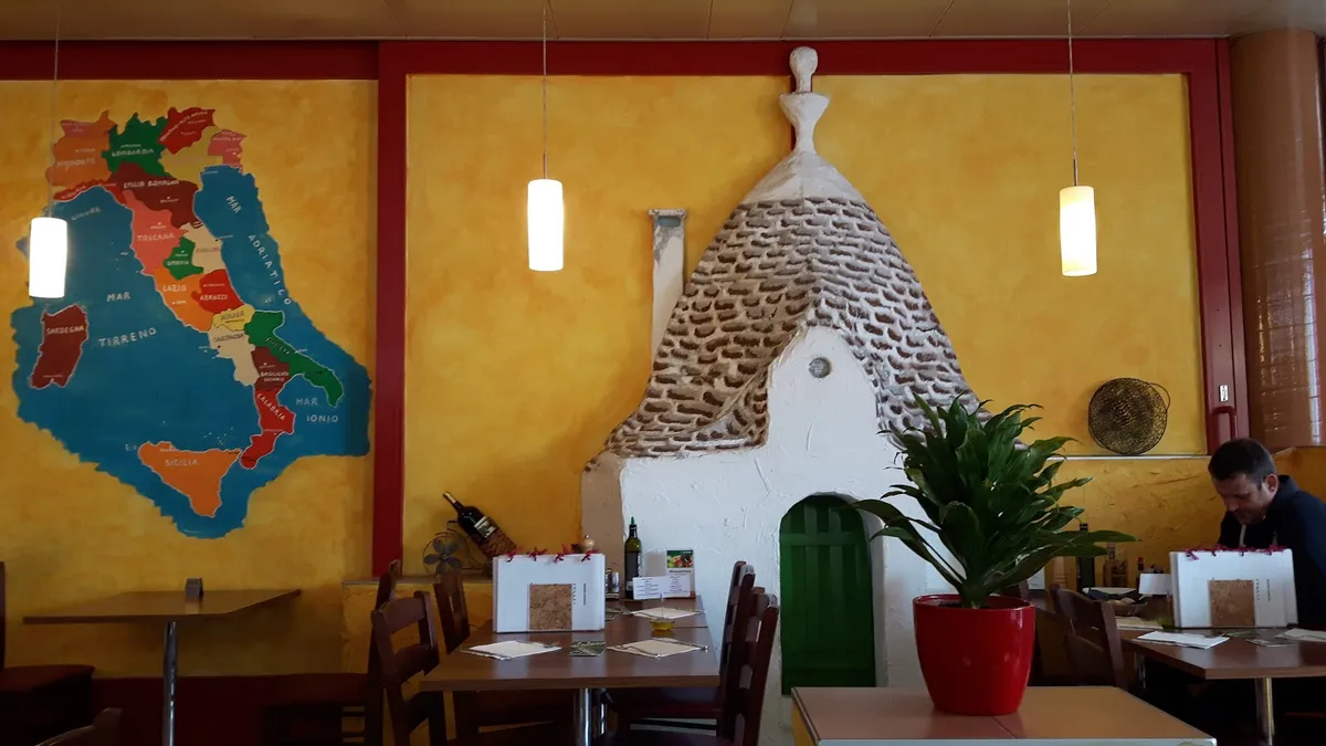 Pizzeria Italia, photo 1