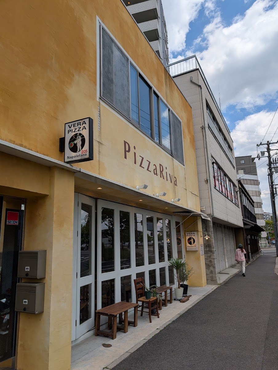 Pizza Riva
