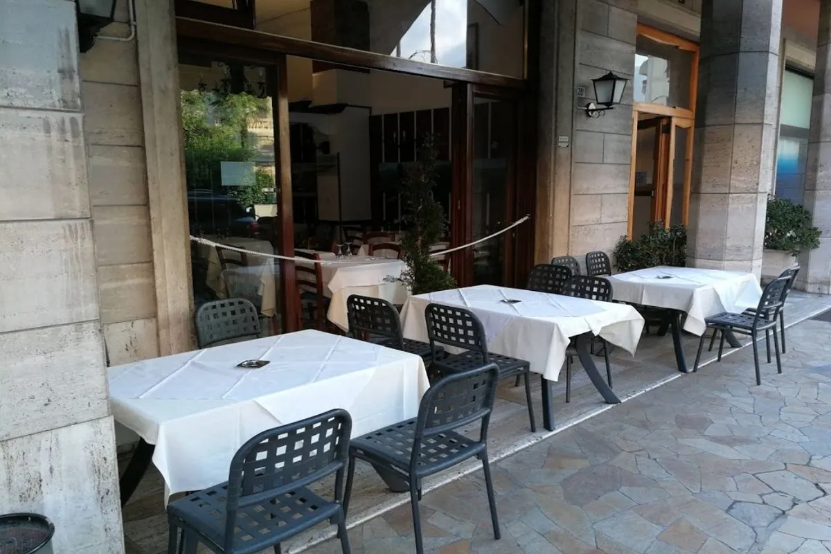 Pizzeria Bella Napoli, photo 6