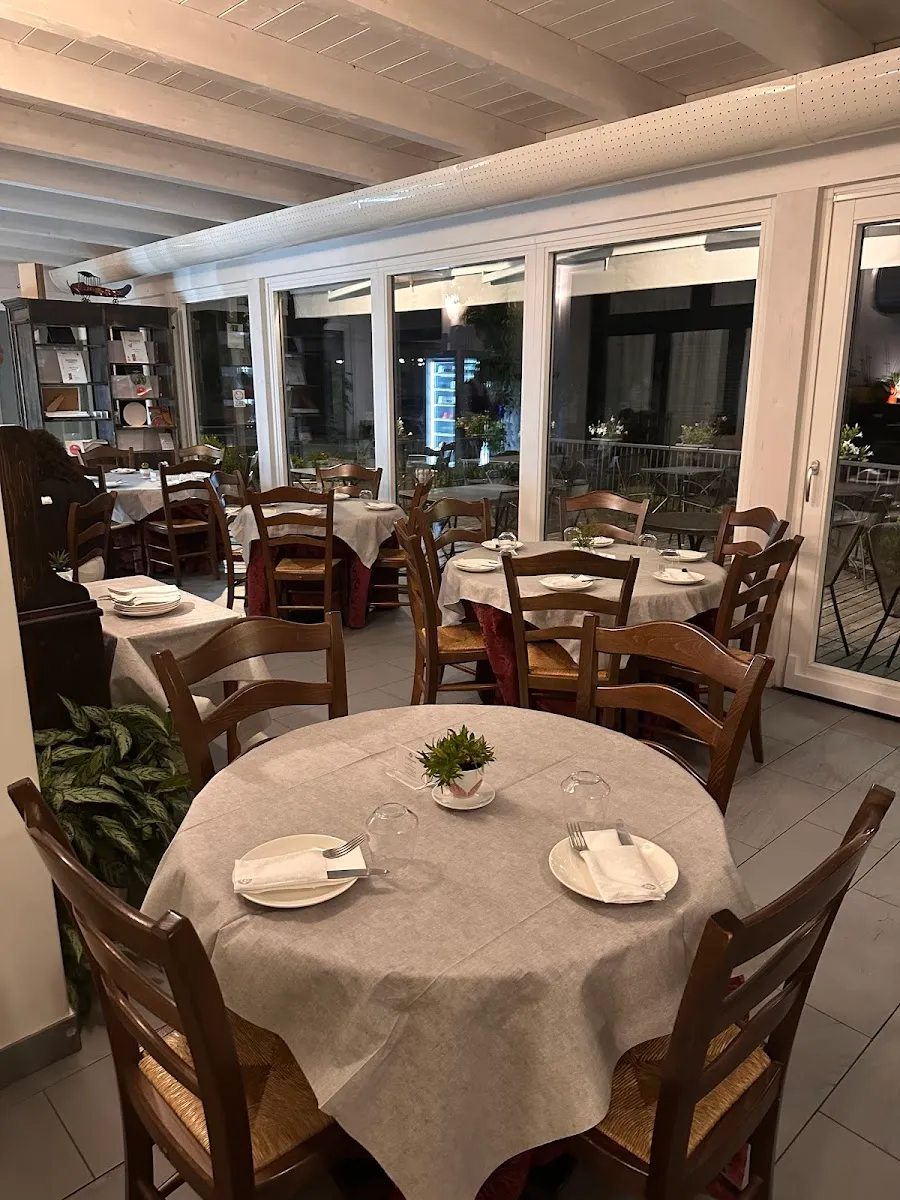 La Sorgente Pizzeria, photo 1