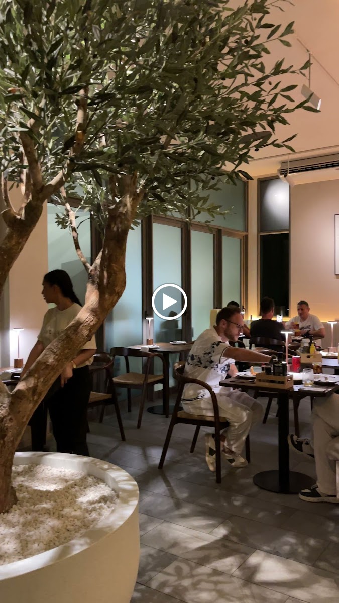 Five Olives, photo 3