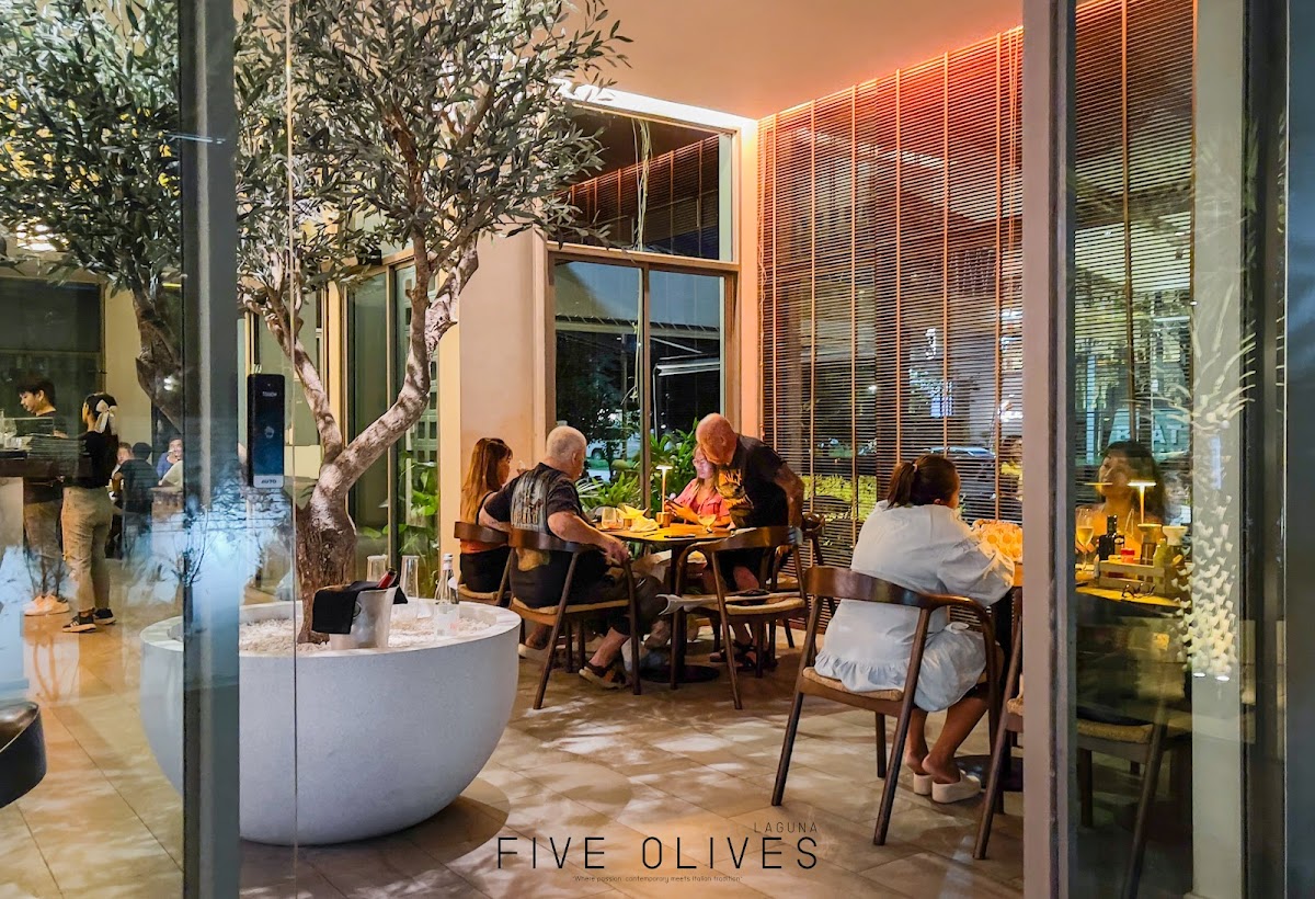 Five Olives, photo 4