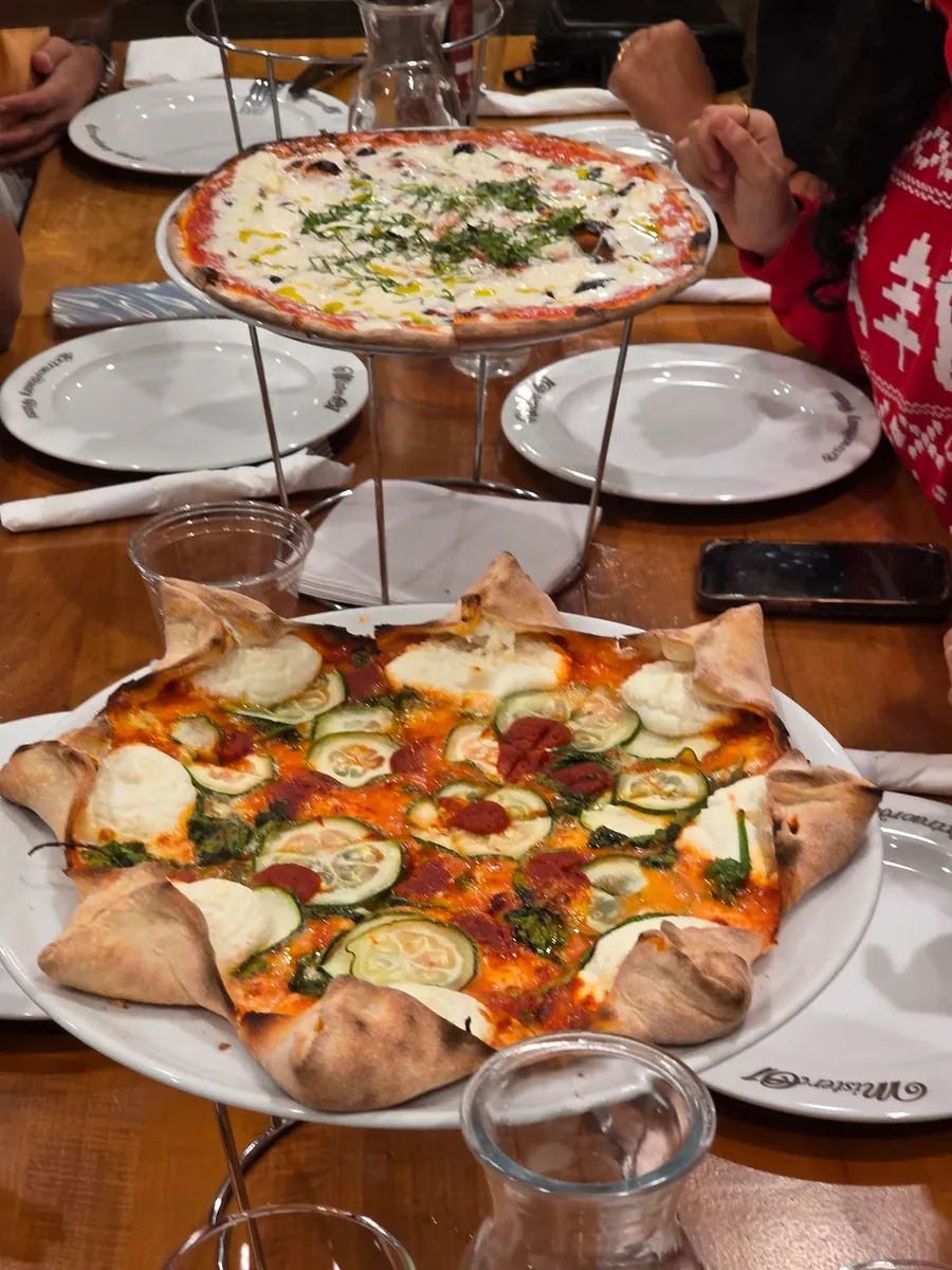 Mister O1 Extraordinary Pizza, photo 8
