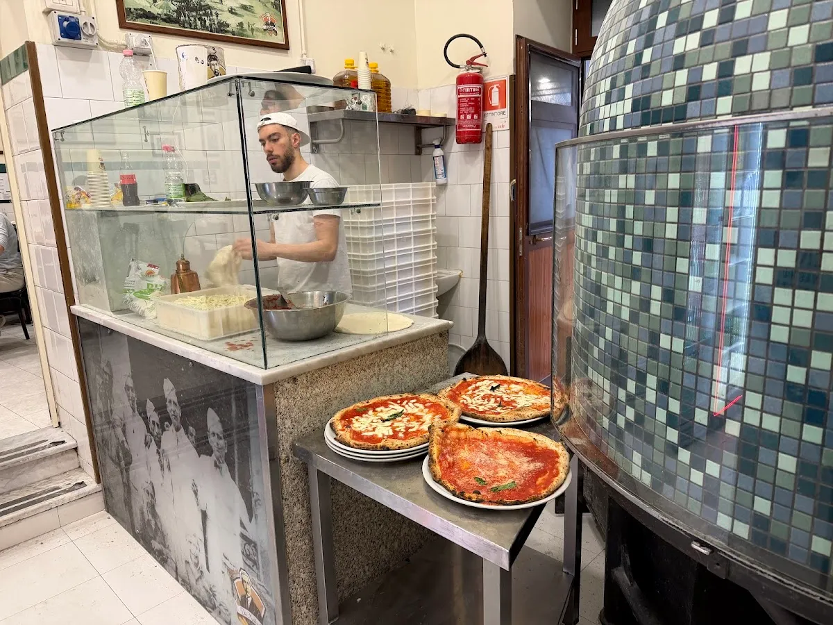 L'Antica Pizzeria da Michele, photo 5