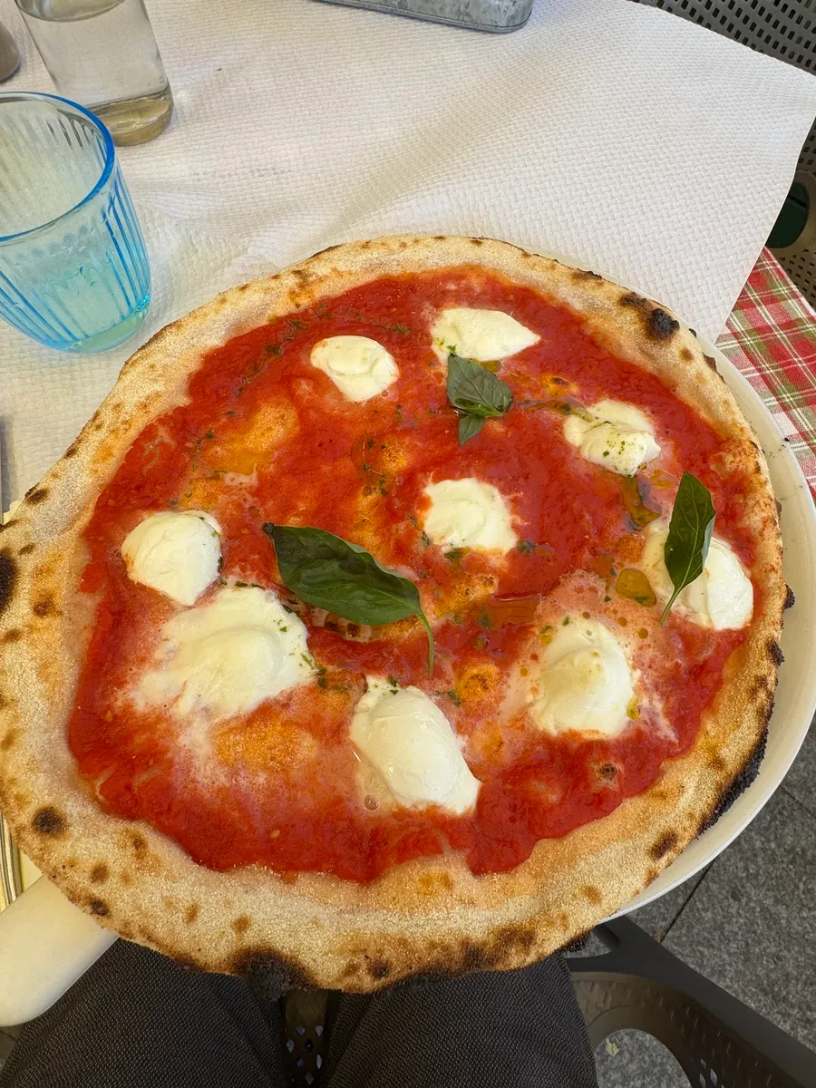 Maurizio’s Pizzeria, photo 3