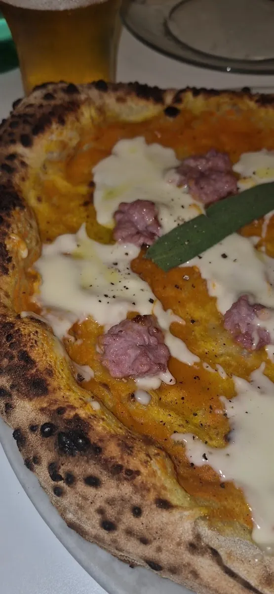 Gina Balmesina Pizza Bar, photo 3