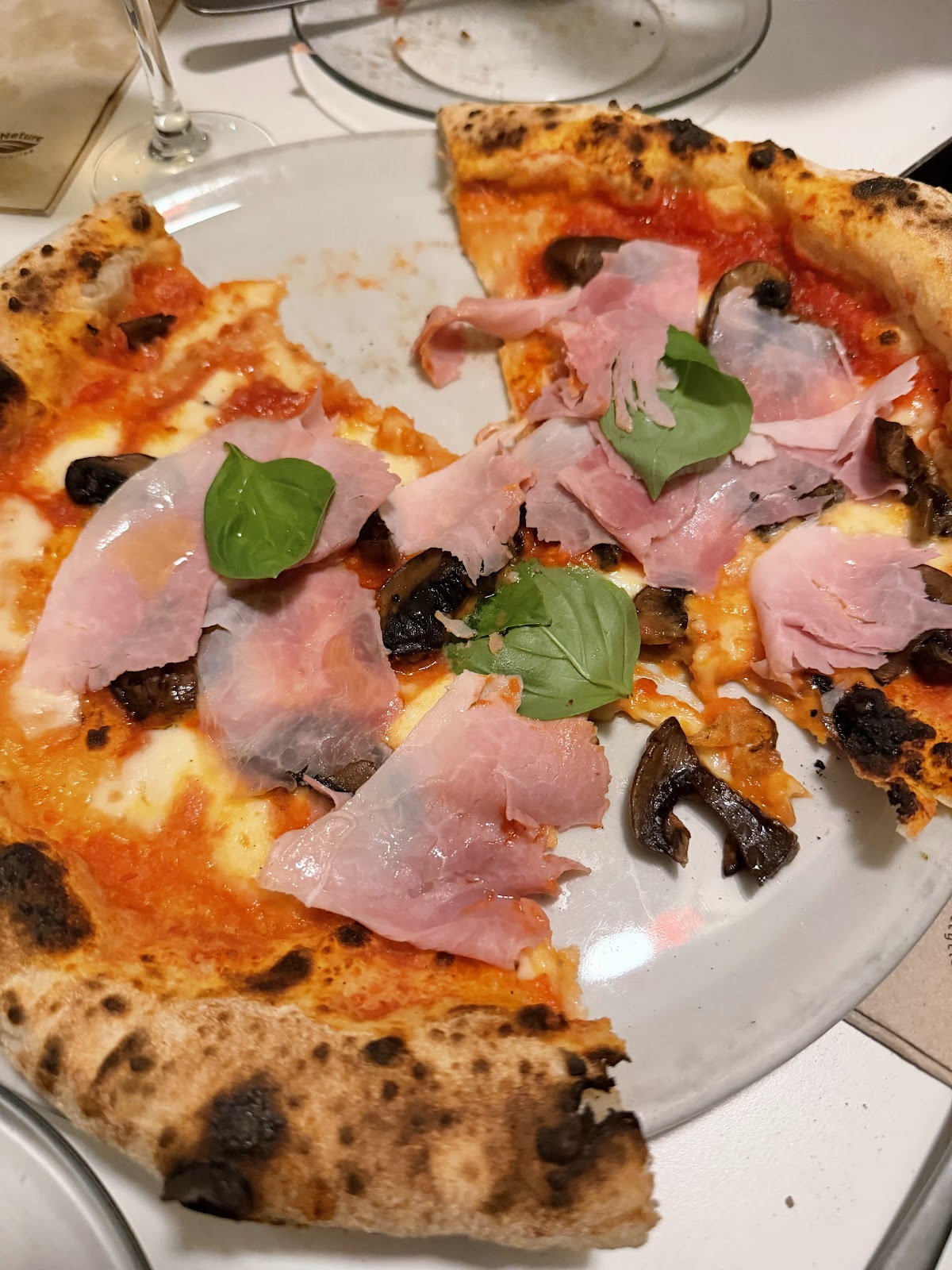 Gina Balmesina Pizza Bar, photo 8