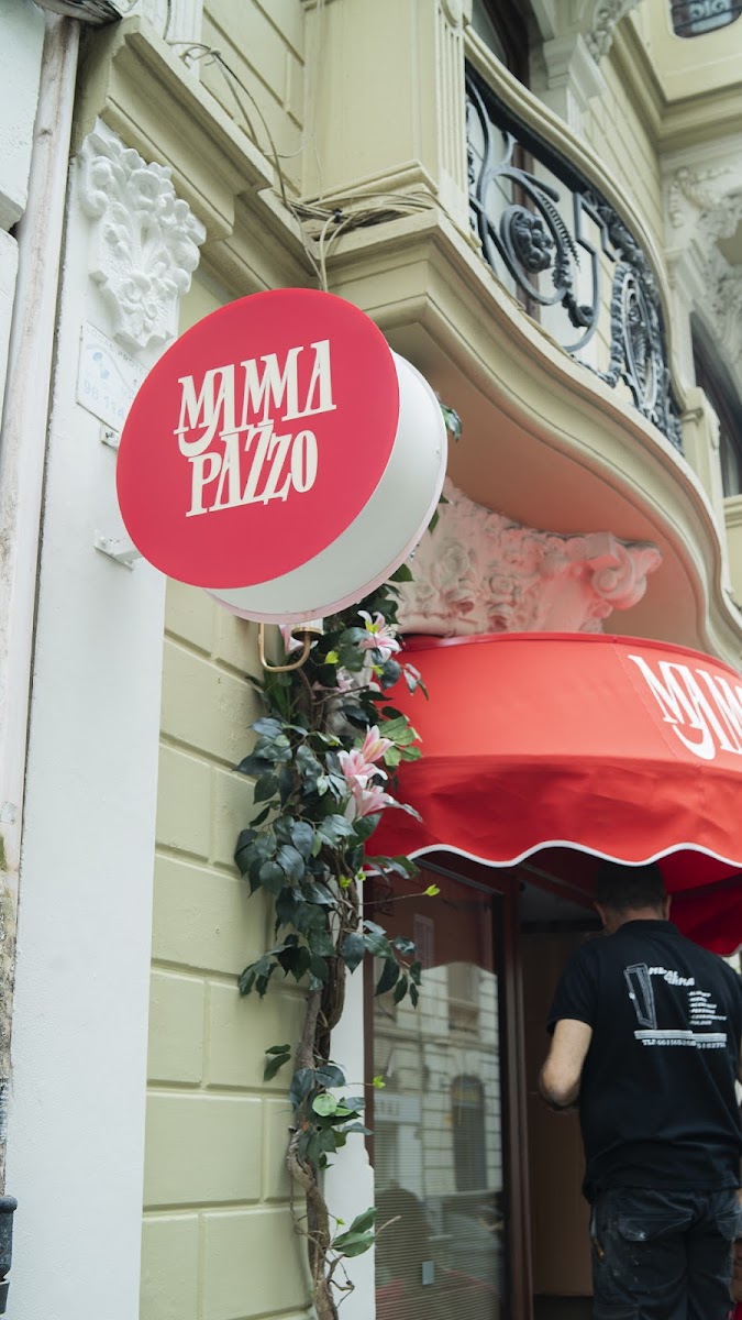 Mamma Pazzo