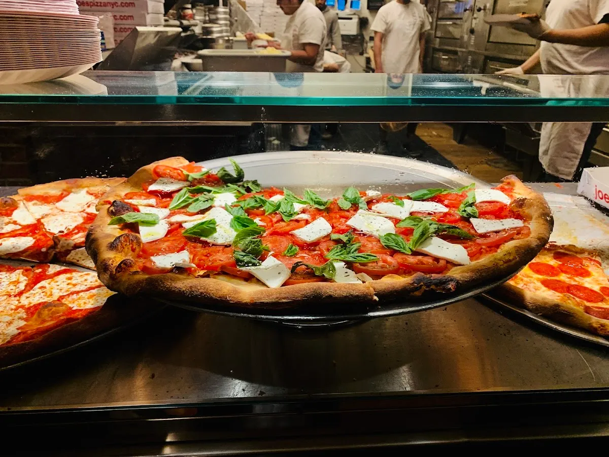 Joe's Pizza, photo 2