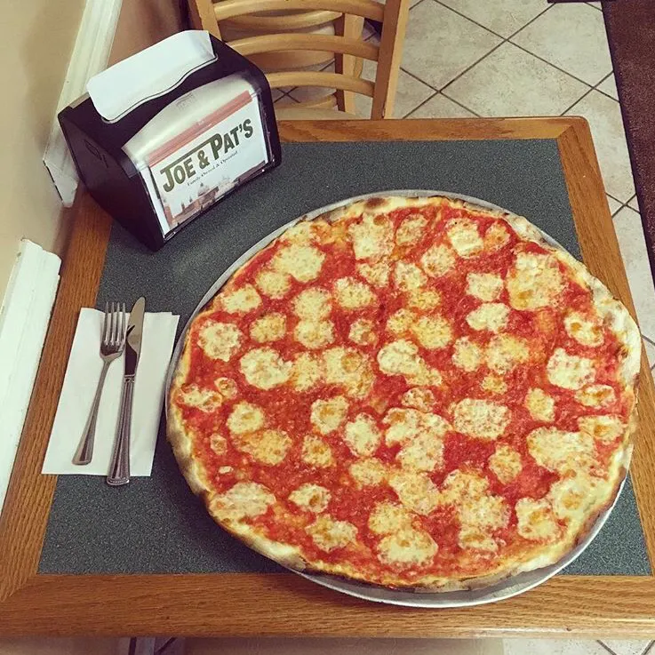 Joe & Pat's Pizzeria, photo 2