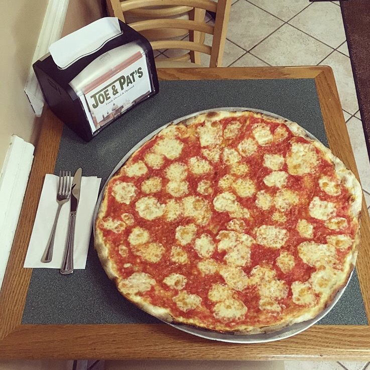 Joe & Pat's Pizzeria, photo 2
