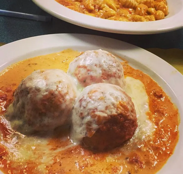 Joe & Pat's Pizzeria, photo 4