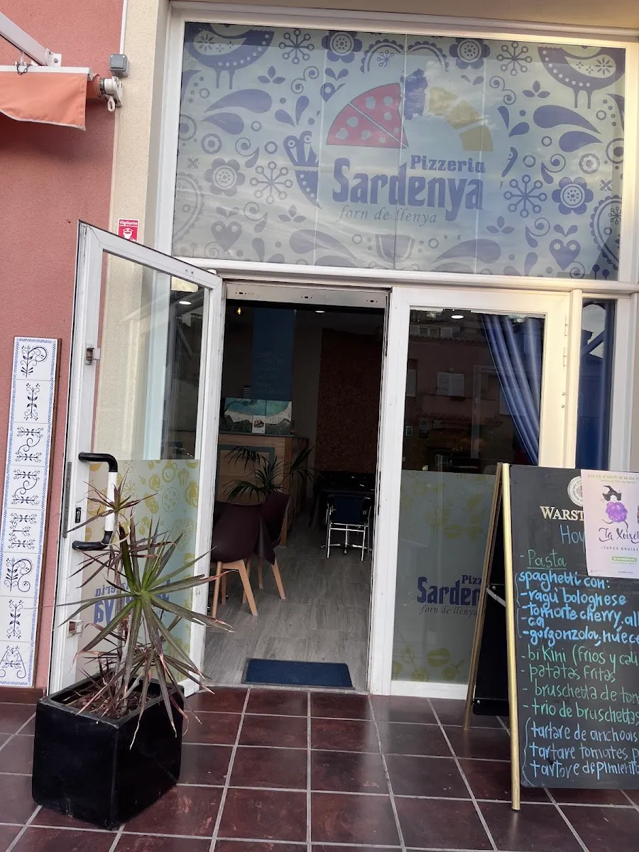 Pizzeria Sardenya, photo 1
