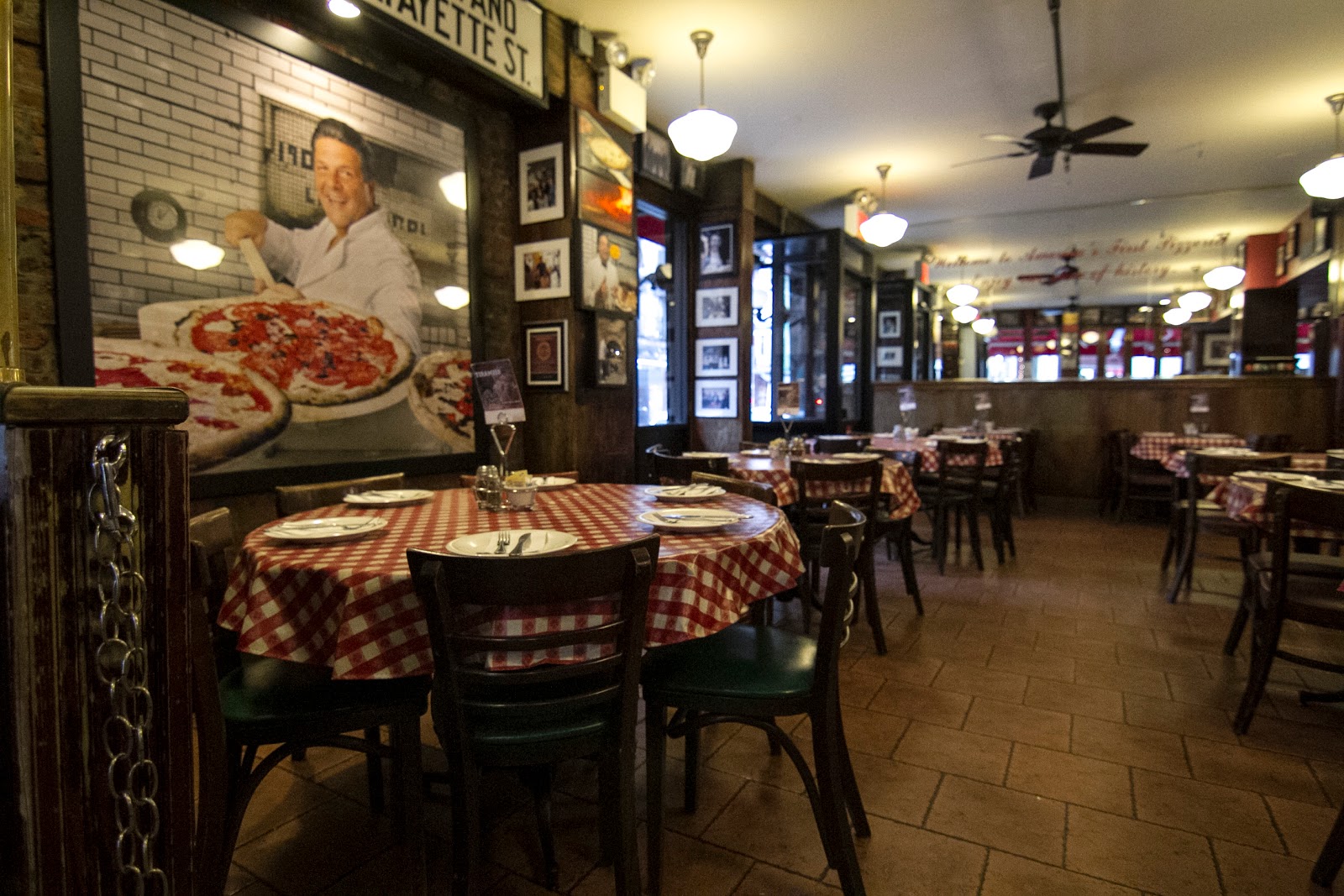 Lombardi's Pizza, photo 3