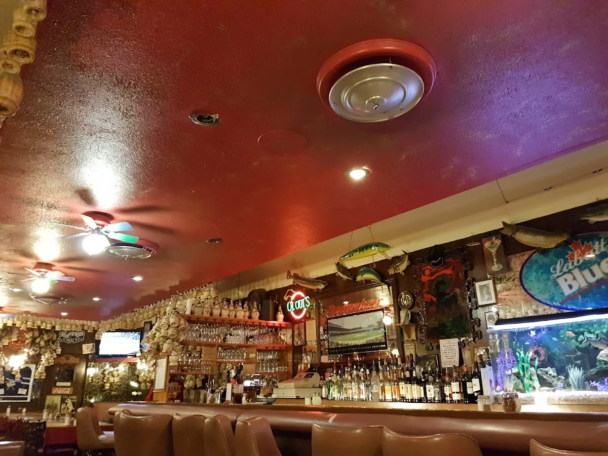 Loui's Pizza, photo 1