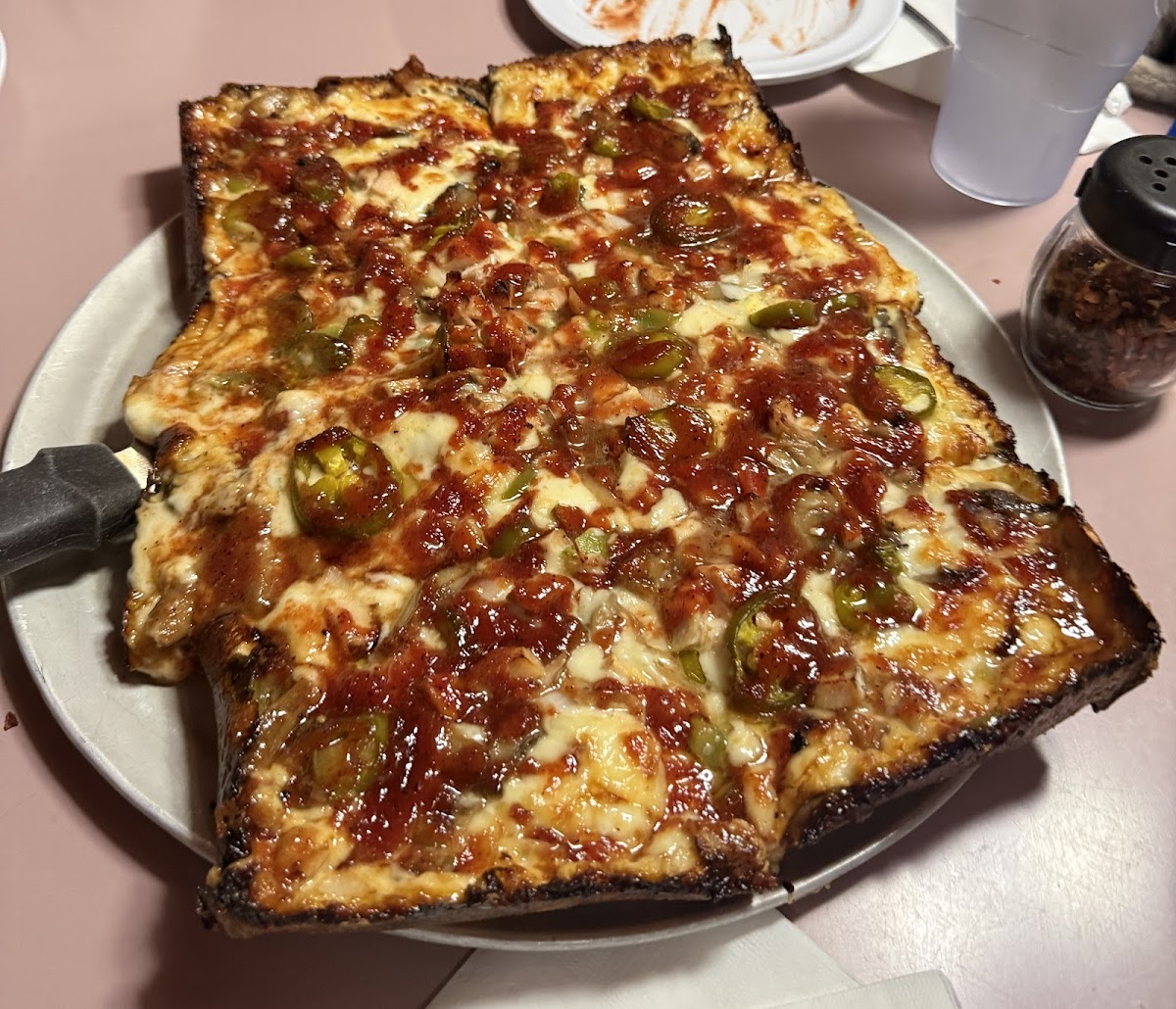 Loui's Pizza, photo 3
