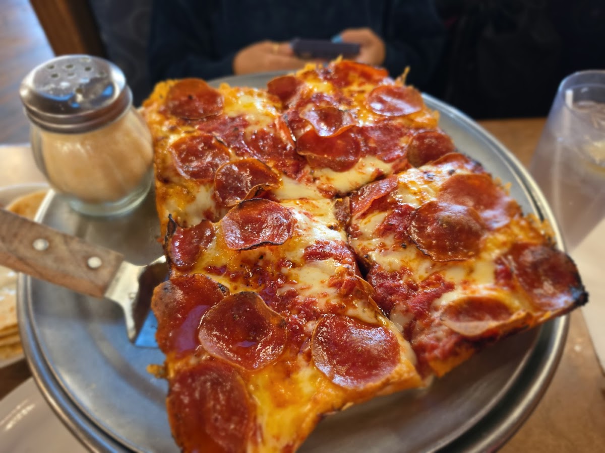 Niki's Pizza, photo 4