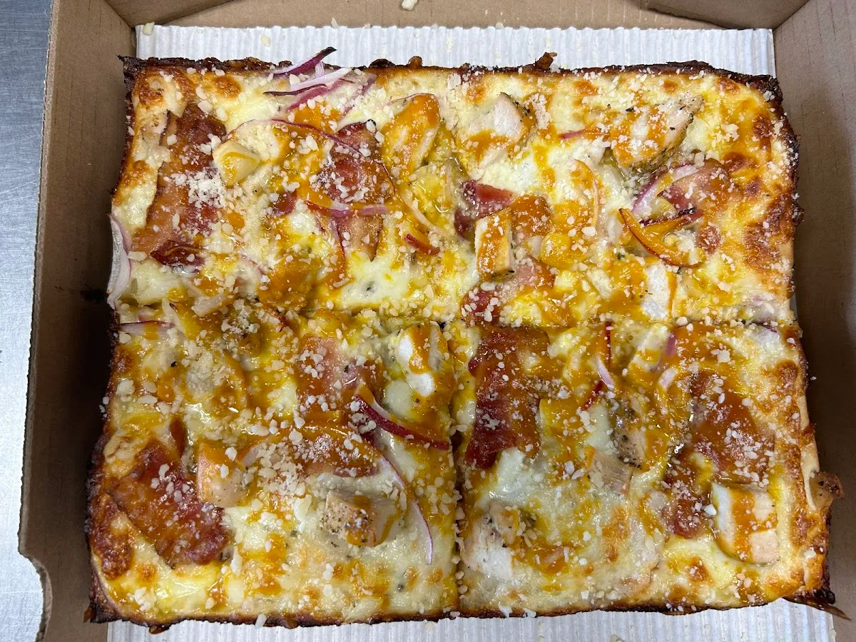 Detroit Style Pizza Company, photo 4