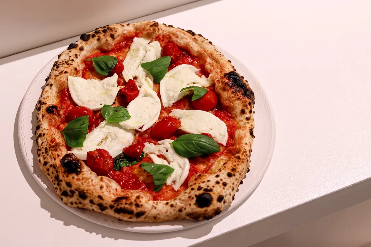 Pizzeria 70042, photo 2