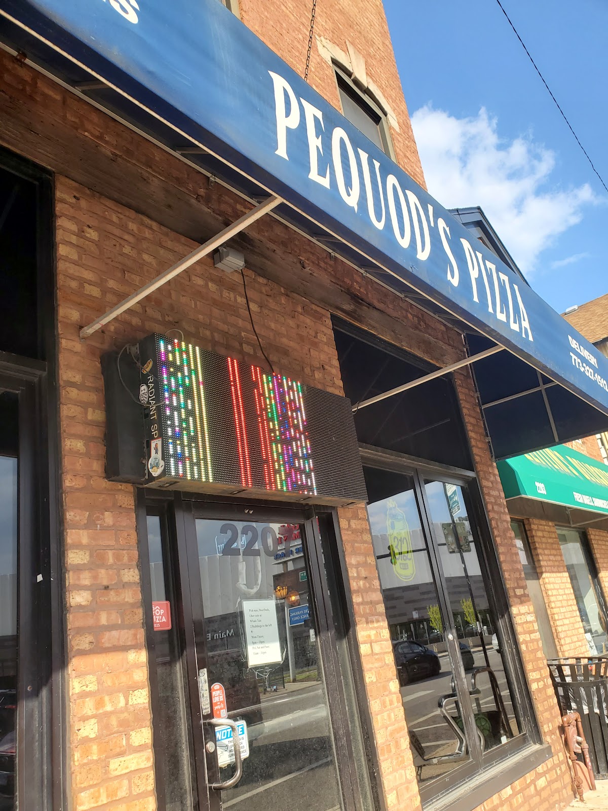 Pequod's Pizza, photo 5