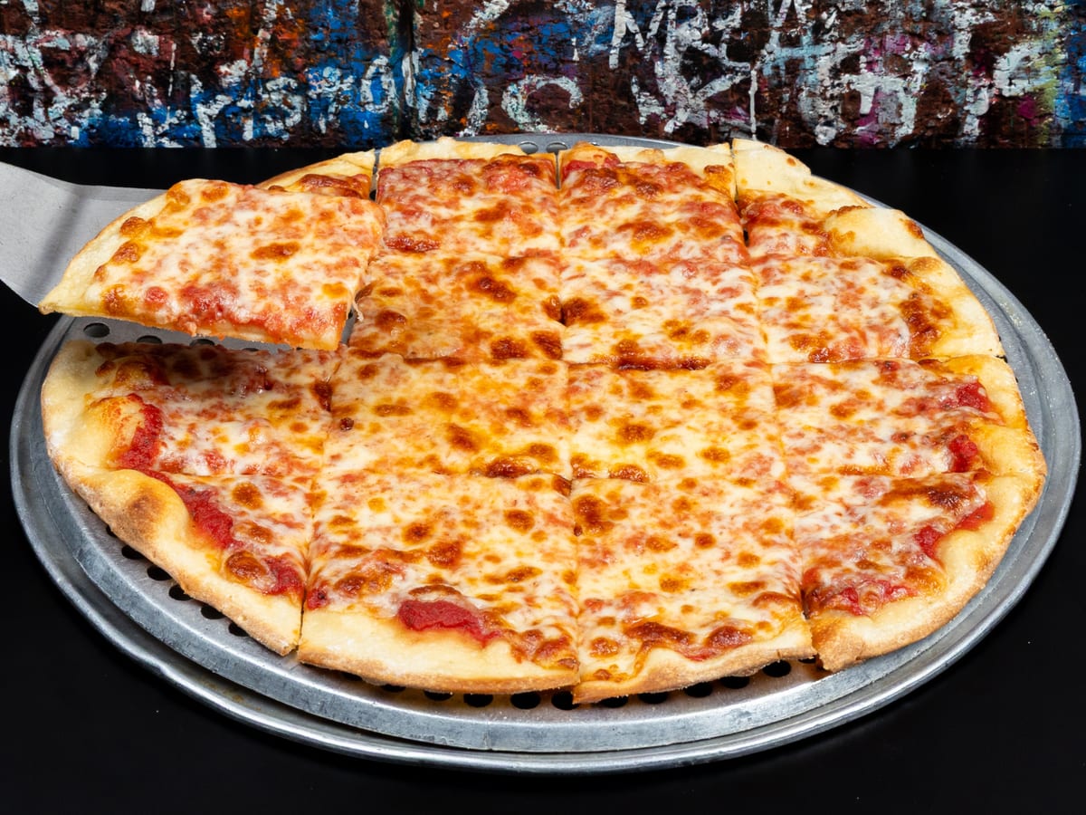 Gino's East — photo 5