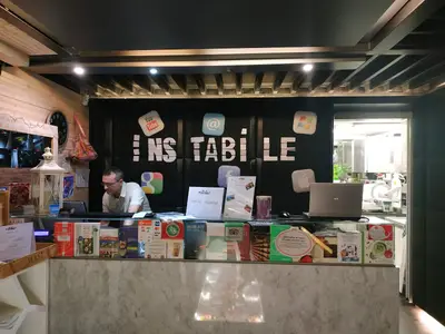 Instabile