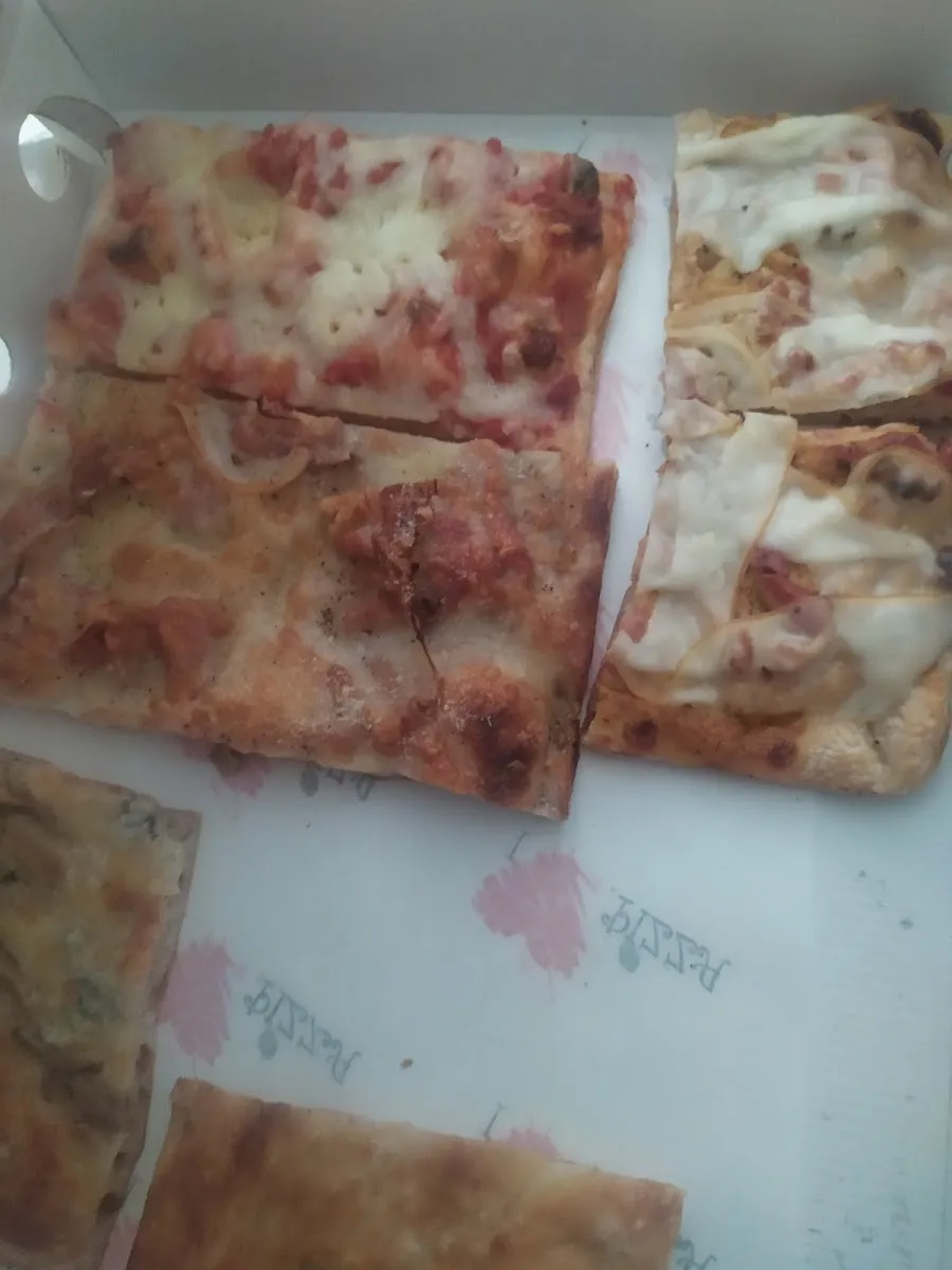 Pizzeria a Taglio Angelo e Simonetta, photo 3