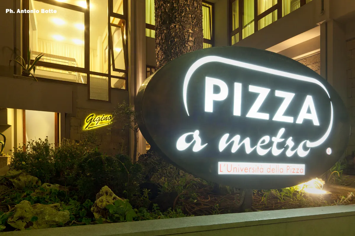 Da Gigino Università della Pizza – Pizza al Metro, photo 5