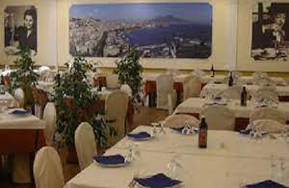 De Vito, photo 11