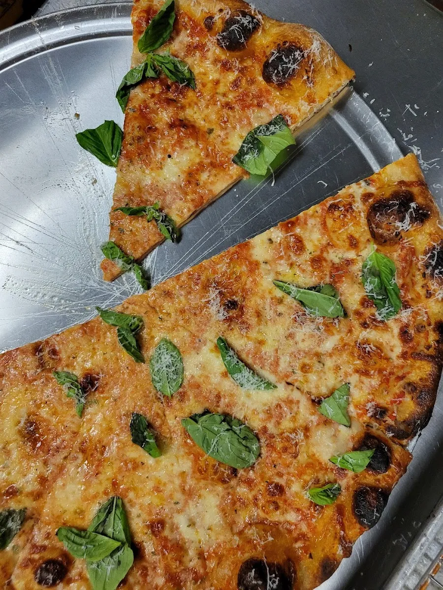 Outta Sight Pizza, photo 2