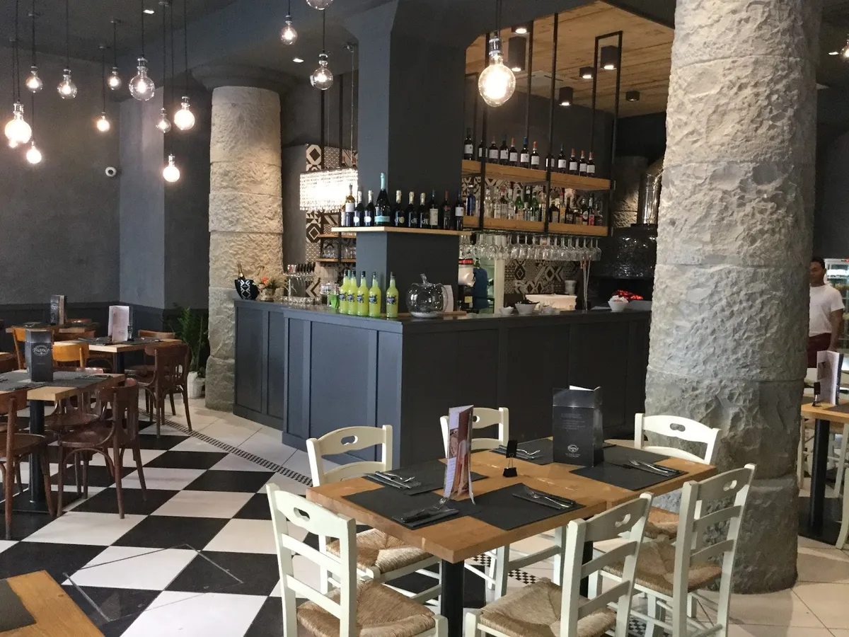 Bianco Pizzeria e Cucina, photo 3