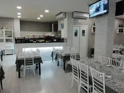Daniele Cacciuolo Pizzeria e Bistrot
