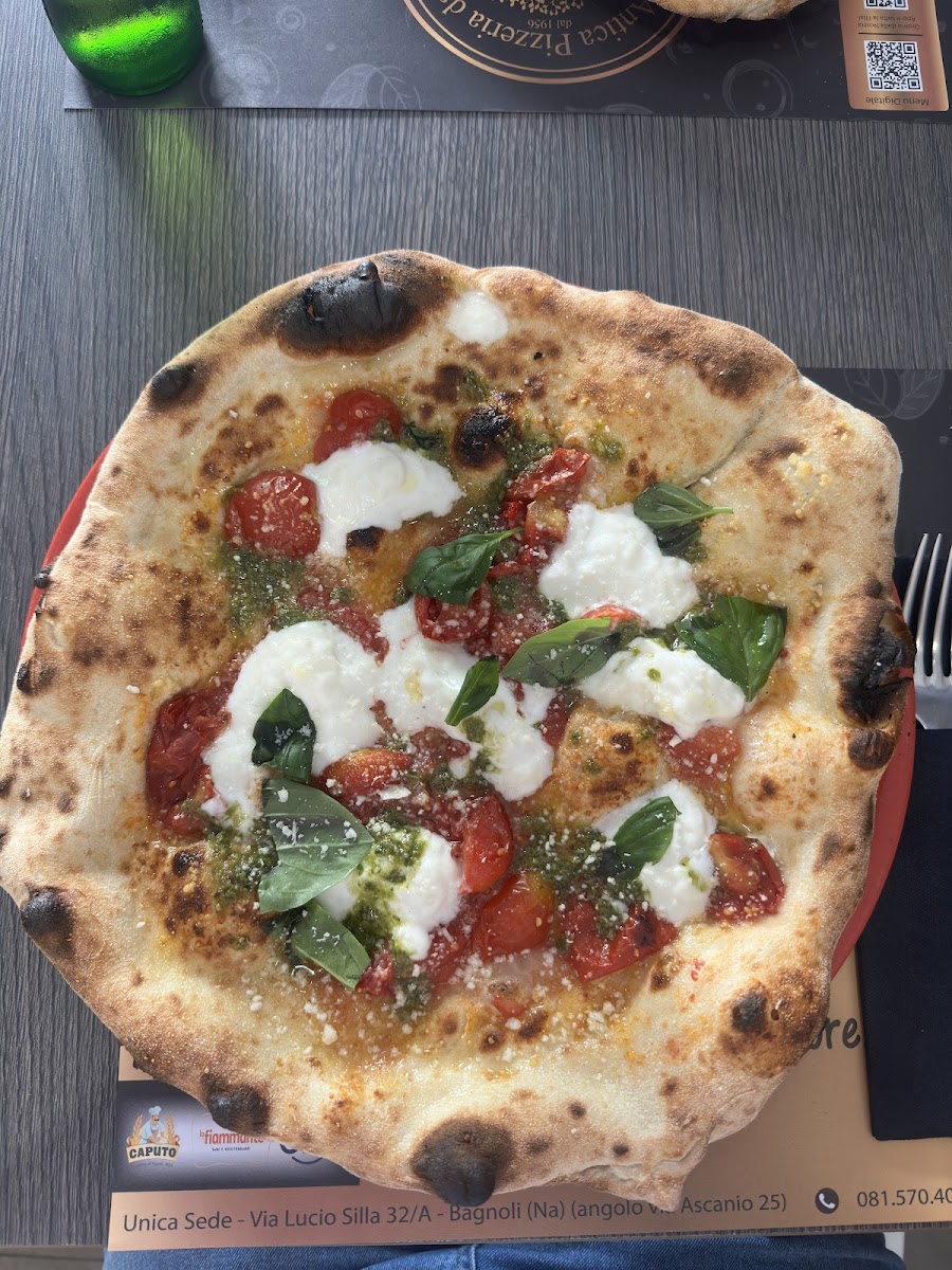 Antica Pizzeria Da Gennaro, photo 2