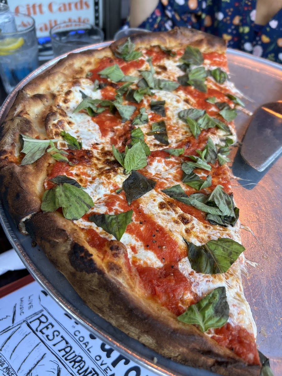 Arturo's Coal Oven Pizza, photo 2