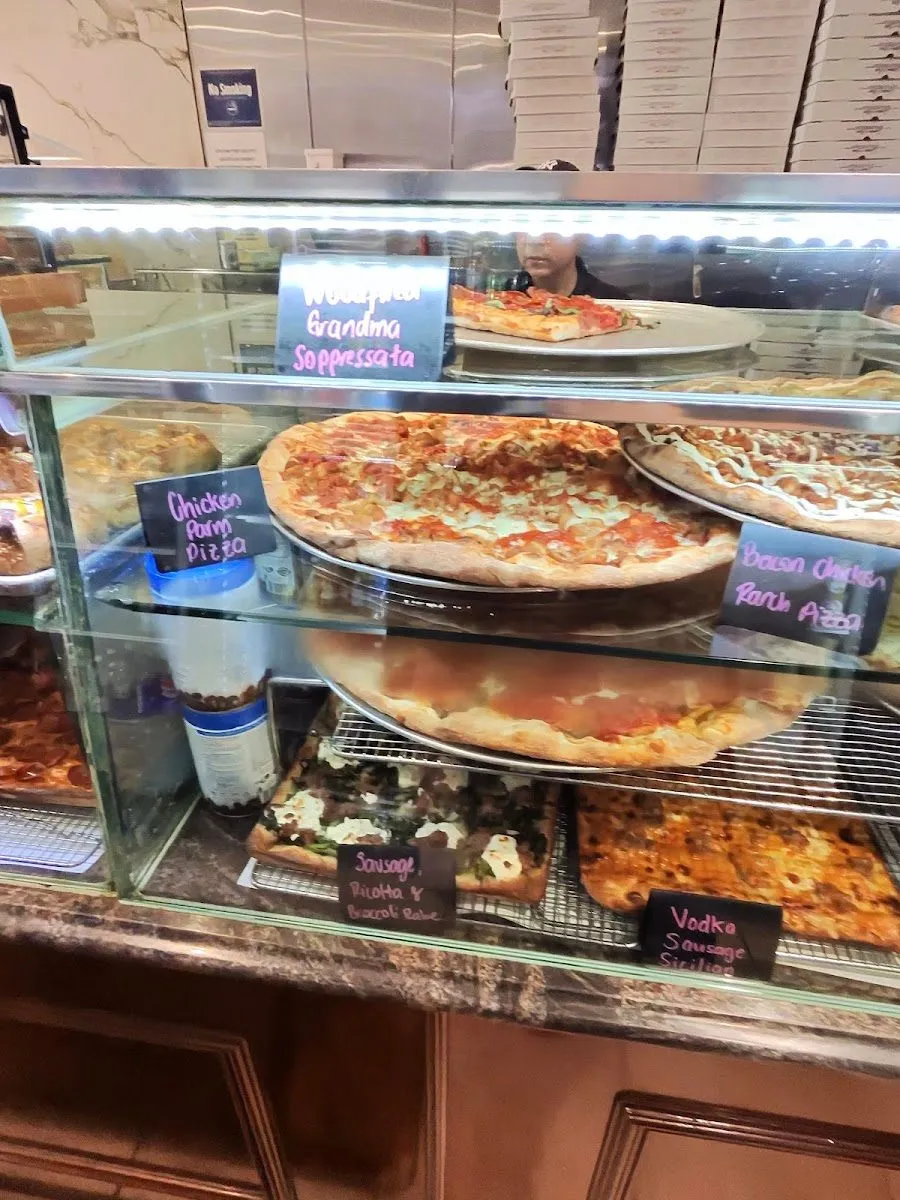 Carmine's, photo 2