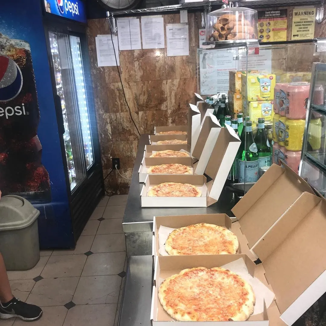 Tony's Brooklyn Pizza, photo 1